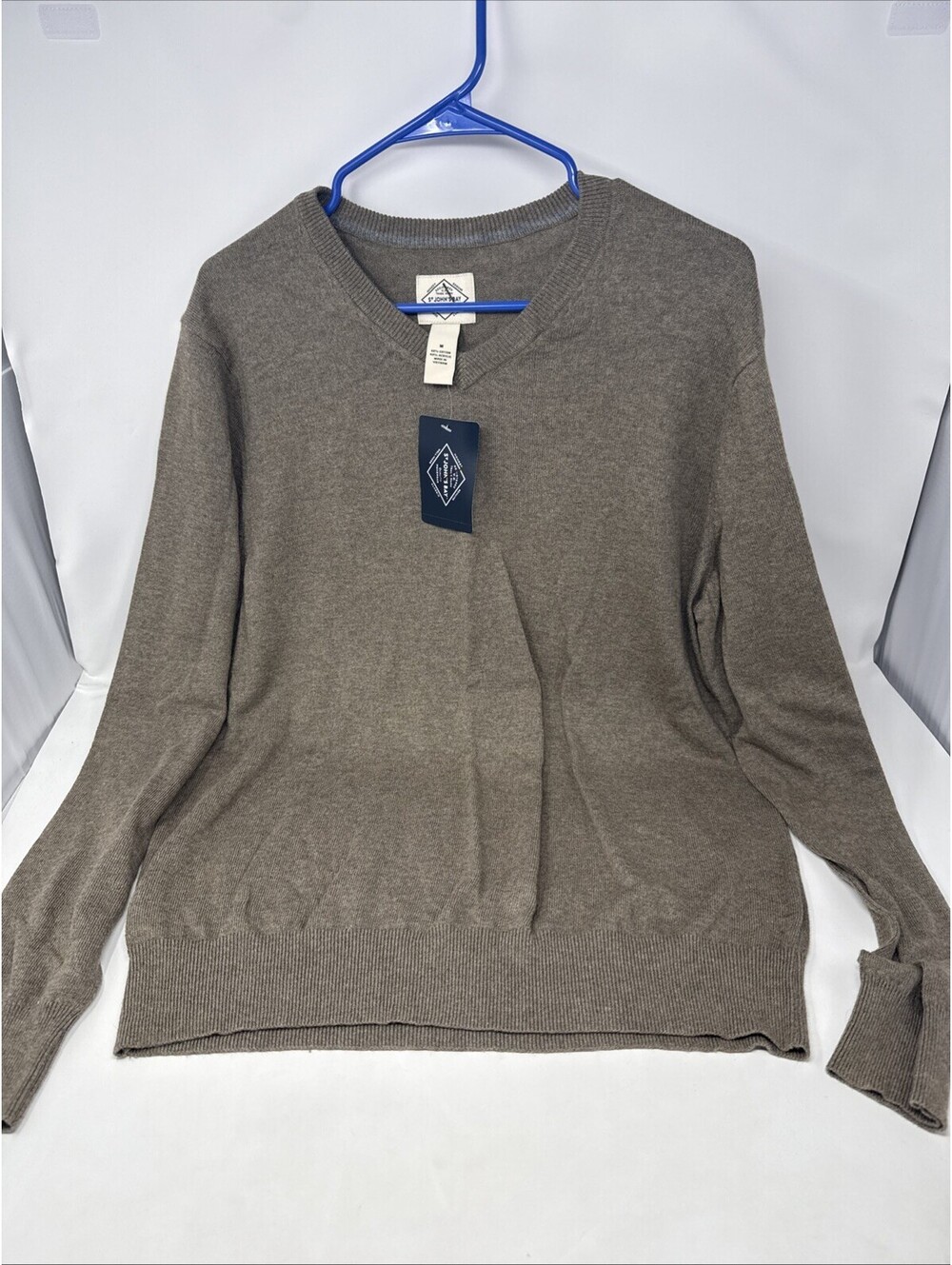 St Johns Bay Mens Brown Knit Sweater Size Medium Long Sleeve V Neck Cotton Blend